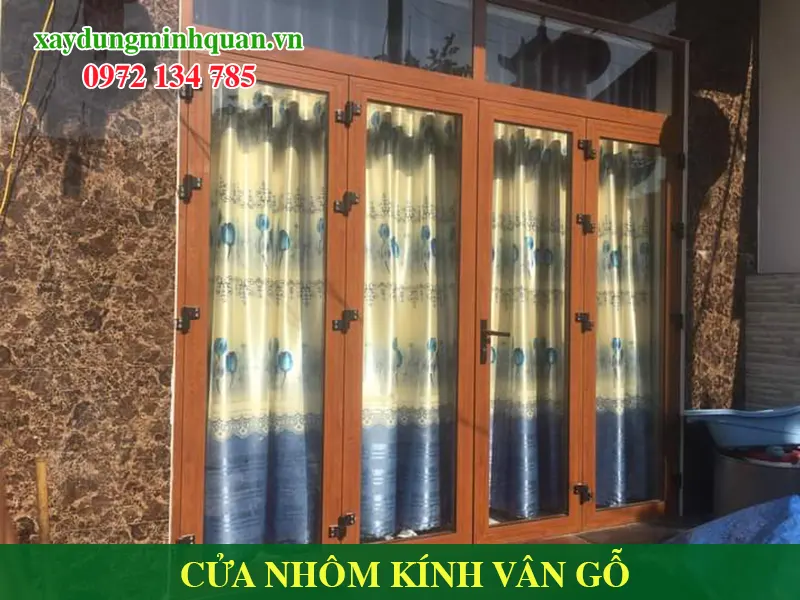 Cửa nhôm kính vân gỗ